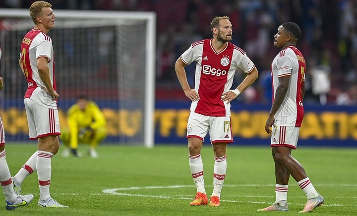 Žiadostí o autogram bolo priveľa. Ajax rázne zakročil